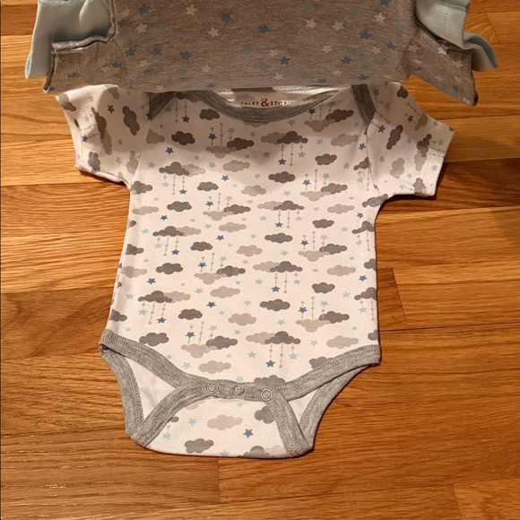 Light Blue and Gray Baby Bodysuit - Picture 3 of 8